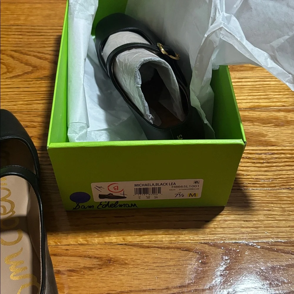 LIKE NEW Sam Edelman Black Mary Jane Flats 7.5 - Picture 4 of 4